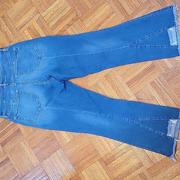 LOFT Curvy High Waist Flare Crop Denim Jeans With Raw Hem Size 29 - Picture 13 of 13